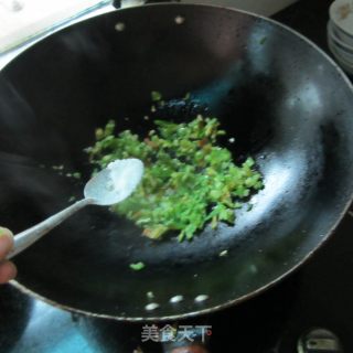 姜丝咸豆角的做法步骤：3