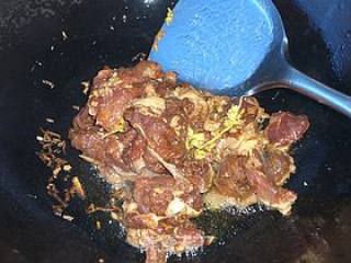 孜然羊肉的做法步骤：6