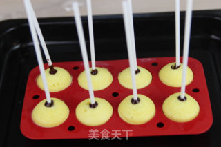 cake pops棒棒糖蛋糕，蛋糕界中的“迷你冠军”的做法步骤：7