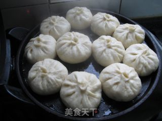 生煎鲜虾肉包的做法步骤：7