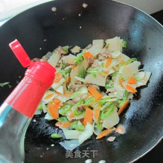 双片炒肉的做法步骤：7