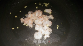 白菜虾仁的做法步骤：5