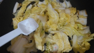白菜虾仁的做法步骤：9