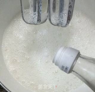 酸奶戚风蛋糕的做法步骤：3