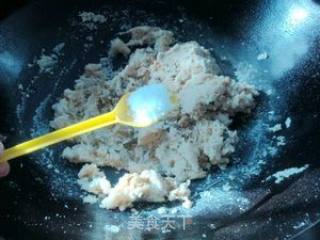 酸腌菜炒豆渣的做法步骤：8