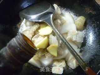虾蛄烧萝卜的做法步骤：6