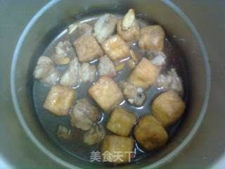 红烧豆泡排骨的做法步骤：7