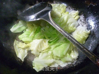 鸡蛋炒包心菜的做法步骤：6