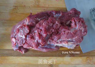 粉蒸牛肉的做法步骤：1