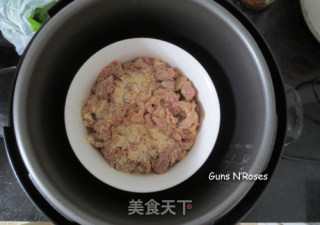 粉蒸牛肉的做法步骤：8