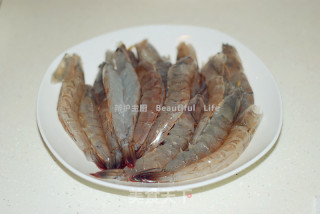 黄金脆皮虾（番茄汁口味）的做法步骤：1