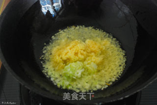 滋阴补虚清热润肺养肝明目的海味珍品—蒜蓉蒸鲍鱼的做法步骤：4