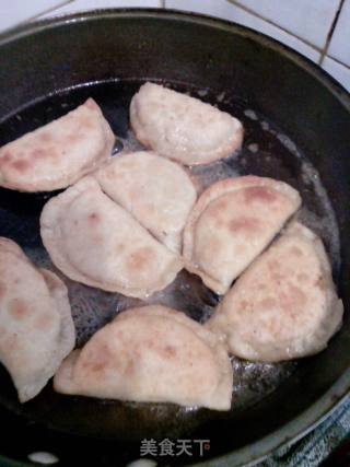 《猪肉大葱煎饺》——皮酥里嫩的做法步骤：5