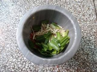 蒜臼捣河虾的做法步骤：6