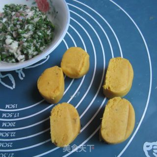 芝麻瘦肉煎饼的做法步骤：5