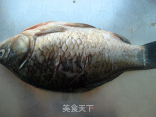 鲫鱼豆腐汤的做法步骤：2