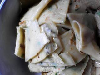 剁椒炒饼的做法步骤：5