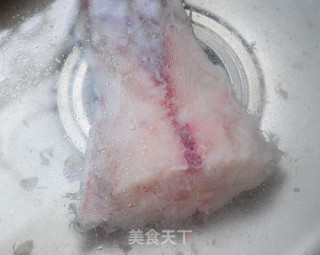家乡手工鱼丸做法详解的做法步骤：2