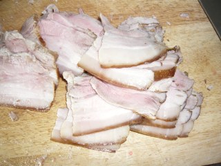 新版扣肉的做法步骤：6