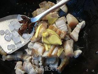 杏鲍菇红烧肉的做法步骤：6
