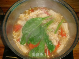 【蔬菜牛肉面】---给午餐换个口味哦，营养又实惠的做法步骤：6