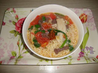 【蔬菜牛肉面】---给午餐换个口味哦，营养又实惠的做法步骤：10