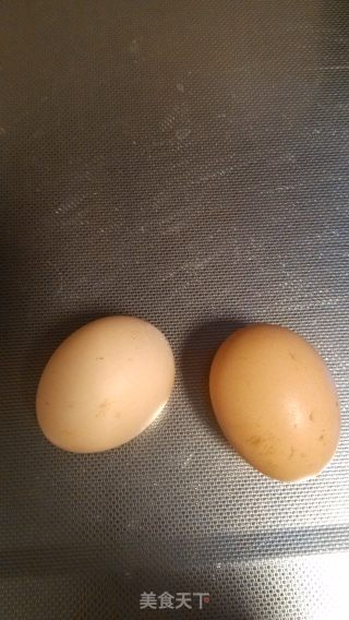 美味鸡汁紫菜蛋花汤——煮鸡块的馈赠的做法步骤：3