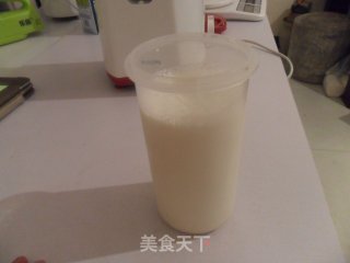 香蕉奶昔的做法步骤：1