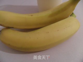 香蕉奶昔的做法步骤：2