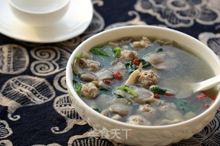 菠菜蘑菇汆丸汤的做法步骤：10
