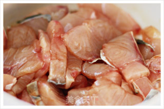 鱼片粥瘦肉粥广东粥°的做法步骤：2