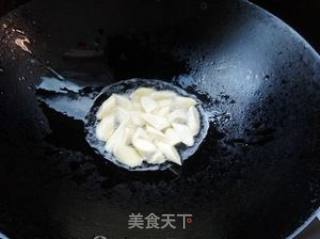 椒盐鱼肉卷茭白的做法步骤：4