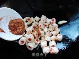 椒盐鱼肉卷茭白的做法步骤：7