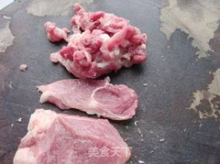 鱼香肉丝的做法步骤：1