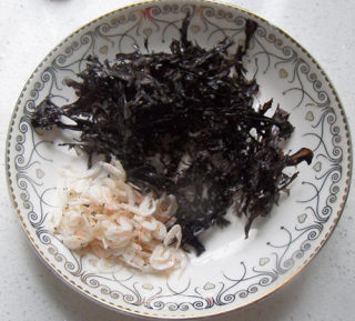 紫菜蛋花汤的做法步骤：1