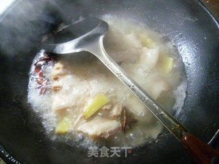目鱼烧五花肉的做法步骤：6