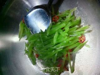 清炒莴笋的做法步骤：4