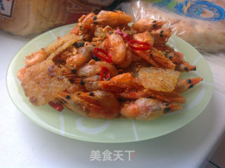避风塘锅巴虾的做法步骤：11