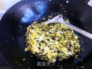 鸡蛋拉瓜玉米面饼的做法步骤：4