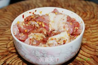 孜然煎肉的做法步骤：2