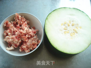 冬瓜汆丸子的做法步骤：1
