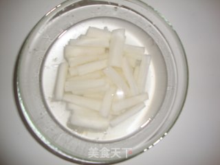 山药排骨汤——一碗浓汤  一份暖暖的的爱的做法步骤：3
