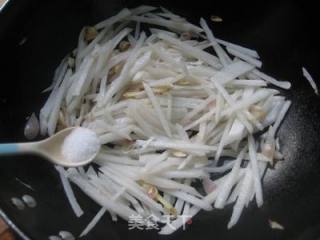 黄鱼煮萝卜丝的做法步骤：7