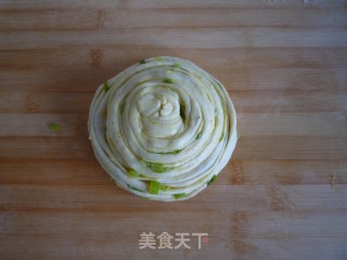 中西合璧——咖喱葱油饼的做法步骤：10