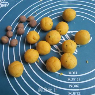 豆沙馅烤饼的做法步骤：4