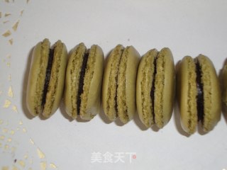抹茶马卡龙——美丽的裙边终于出现的做法步骤：10