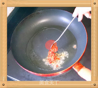 27的烹饪日记——“二面黄”煎淮山的做法步骤：3