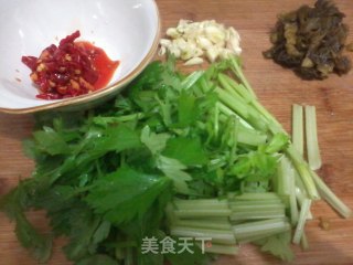 酸辣魔芋的做法步骤：3