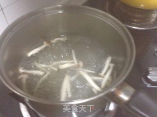 菠菜猪肉骨汤馄饨的做法步骤：13