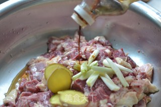 西安特色小吃-【回民粉蒸肉】的做法步骤：7